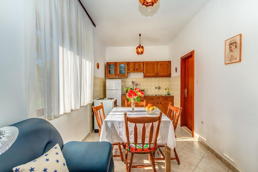 Kaštela Apartments Marija מראה חיצוני תמונה